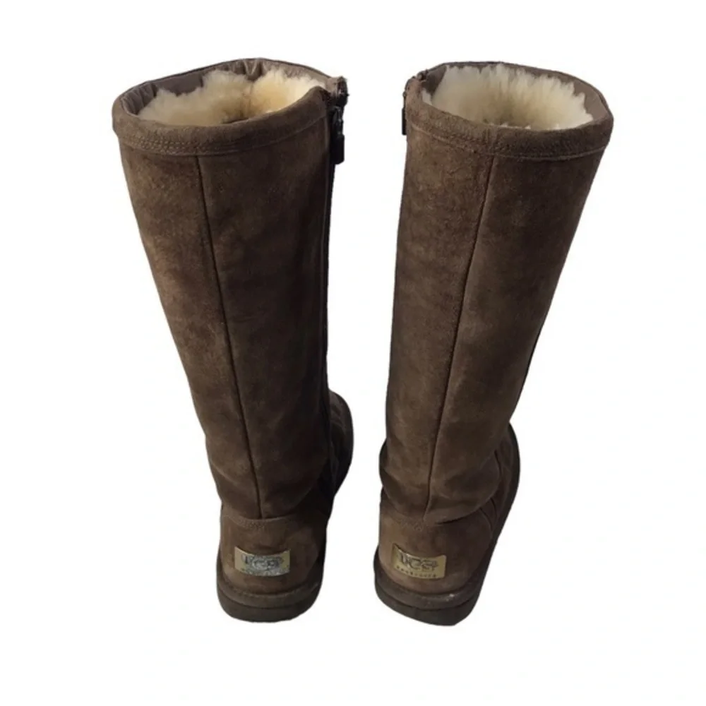 UGG 1891 Knightsbridge boots with side zipper brown suede size 7 women’s